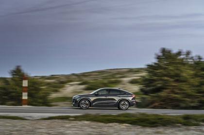 Audi: Πρεμιέρα επί ελληνικού εδάφους για τα νέα A5, Q5 και Q6 e-tron